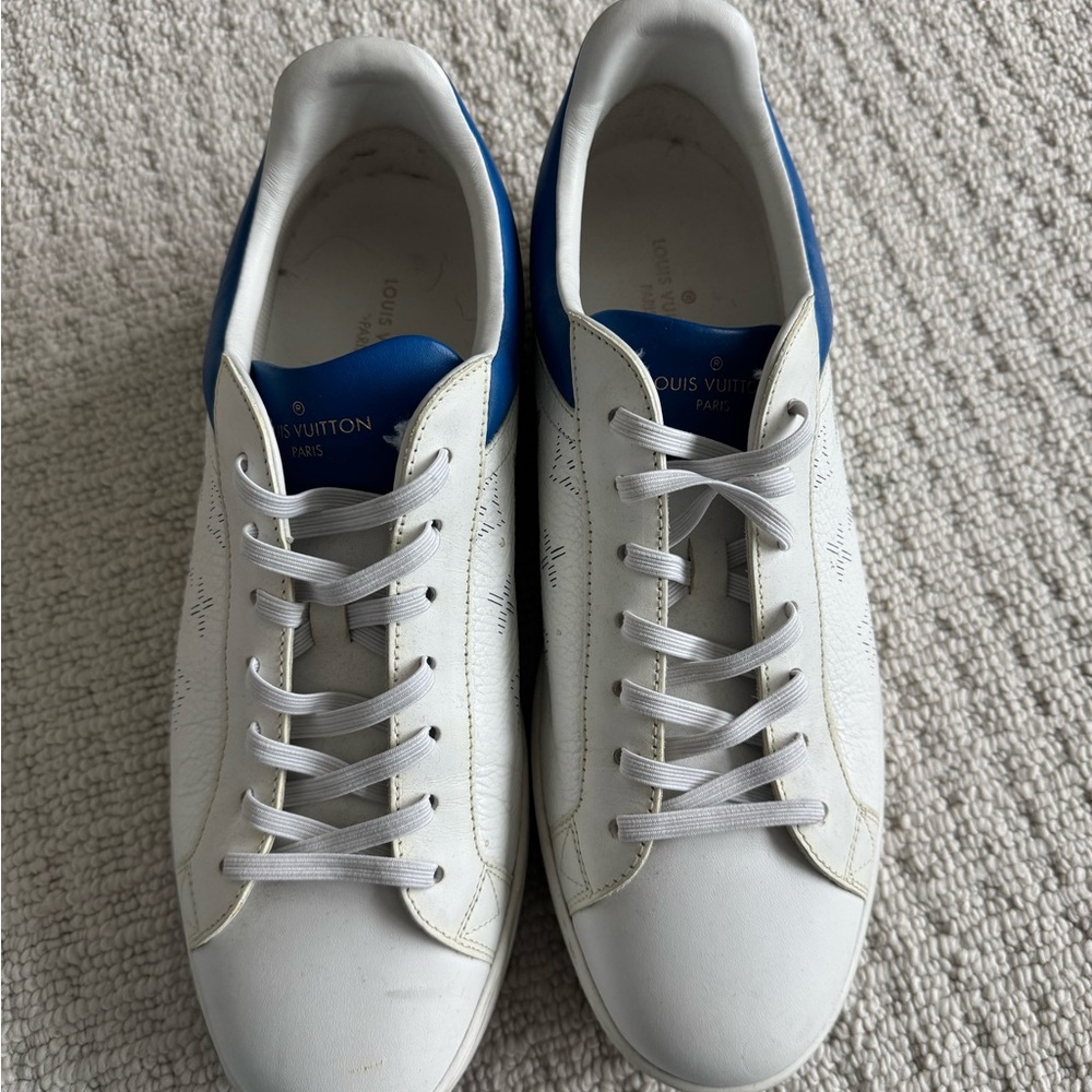 Louis Vuitton Blue and White Casual Sneakers - Picture 2 of 5
